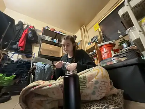 Snowbunnycake 131 online show from June 2, 2026, 10:17 am