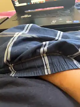 bigdiiiickkk online show from May 19, 2026, 11:38 am