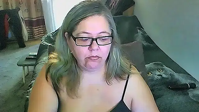 sex2 online show from November 12, 2025, 2:12 am