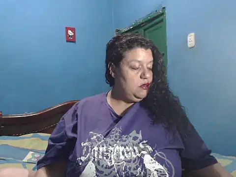 Snapshot of Lauren_baby chatting on December 17, 2025, 6:47 pm Lauren baby online show from December 17, 2025, 6:47 pm