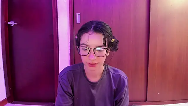  Lunnaa  online show from February 24, 2025, 4:49 am