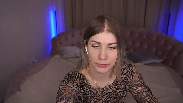 CassandraGood online show from March 15, 2025, 2:46 am