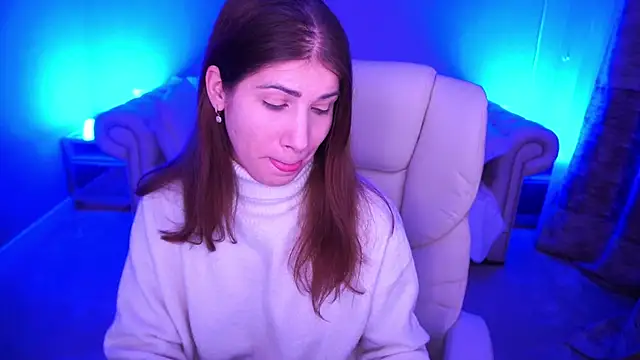 CassandraGood online show from December 3, 2025, 7:27 am