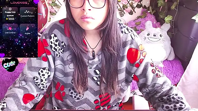 MidoriQuiinn online show from February 1, 2025, 2:02 pm