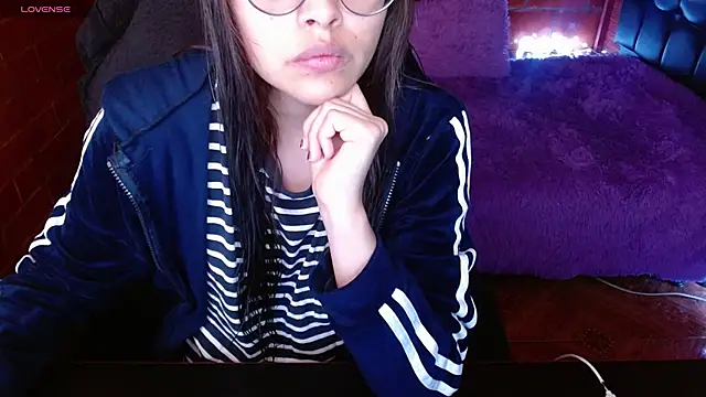 MidoriQuiinn online show from March 24, 2026, 2:55 pm