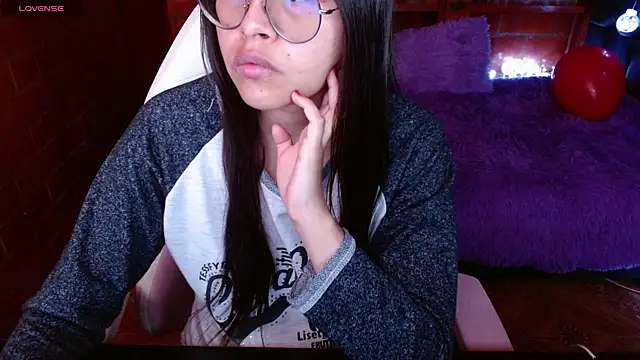 MidoriQuiinn online show from April 14, 2026, 2:34 pm