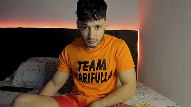 alejandro  2 online show from September 9, 2025, 3:44 pm