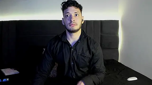 alejandro  2 online show from September 19, 2025, 3:56 pm