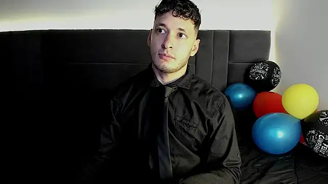 alejandro  2 online show from October 1, 2025, 4:35 pm