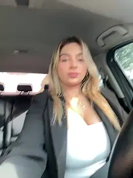 oriana zoeee online show from January 11, 2025, 8:32 pm