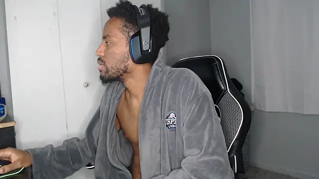 Snapshot of ChrisVacher chatting on December 4, 2024, 6:22 am ChrisVacher online show from December 4, 2024, 6:22 am