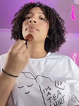 DannaBerry online show from November 24, 2025, 3:12 pm