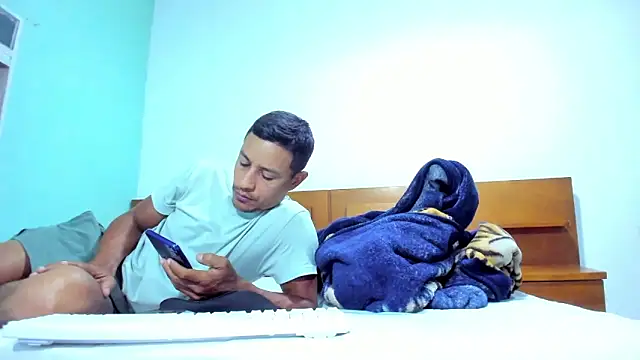 Maik James online show from October 18, 2025, 8:48 am