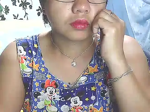 Snapshot of lovely_samxxx24 chatting on December 3, 2024, 7:00 pm lovely samxxx24 online show from December 3, 2024, 7:00 pm