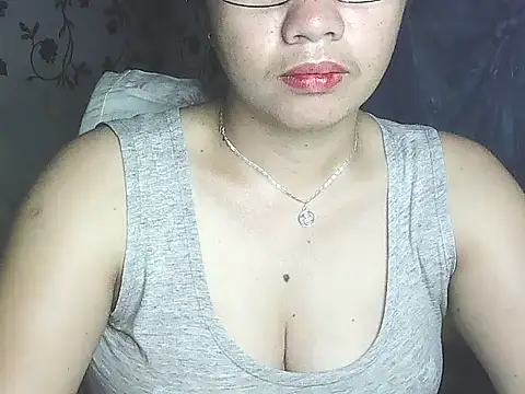 Snapshot of lovely_samxxx24 chatting on December 16, 2024, 7:26 am lovely samxxx24 online show from December 16, 2024, 7:26 am