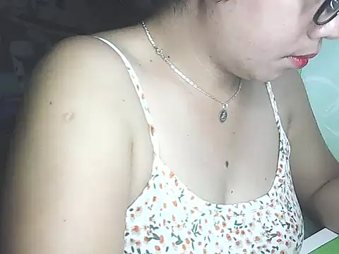 Snapshot of lovely_samxxx24 chatting on January 14, 2025, 10:59 am lovely samxxx24 online show from January 14, 2025, 10:59 am