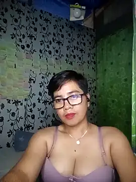 Snapshot of lovely_samxxx24 chatting on February 19, 2025, 11:17 am lovely samxxx24 online show from February 19, 2025, 11:17 am