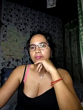 Snapshot of lovely_samxxx24 chatting on November 2, 2025, 8:44 pm lovely samxxx24 online show from November 2, 2025, 8:44 pm