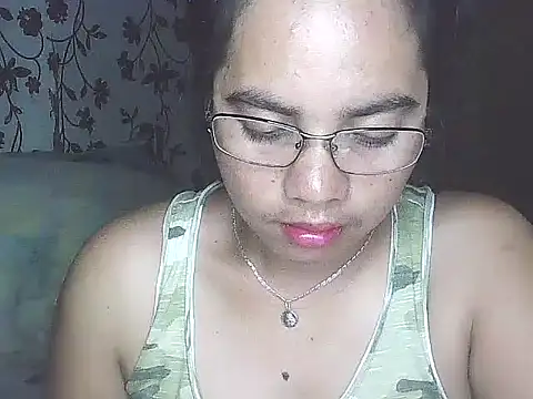 Snapshot of lovely_samxxx24 chatting on November 20, 2025, 8:19 pm lovely samxxx24 online show from November 20, 2025, 8:19 pm