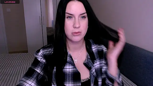 LadyStacy online show from January 9, 2026, 8:17 am