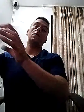 starplss online show from October 5, 2025, 10:18 pm