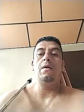 starplss online show from November 1, 2025, 8:11 pm