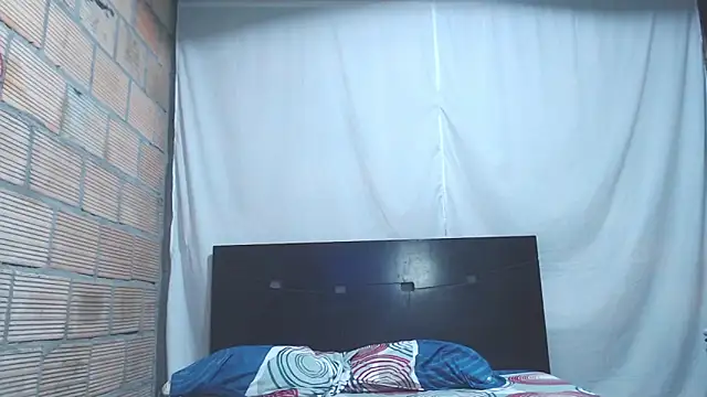 Snapshot of isabella_dirty69 chatting on March 20, 2025, 2:08 am isabella dirty69 online show from March 20, 2025, 2:08 am