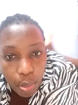 queennisha2 online show from February 21, 2026, 1:34 pm