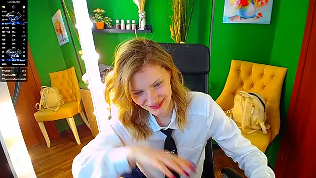 MaryHiggins online show from February 26, 2025, 11:52 am