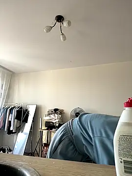 MaryHiggins online show from October 1, 2025, 12:44 pm