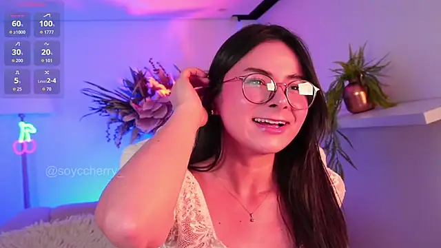 soyccherry  online show from April 10, 2026, 10:47 pm