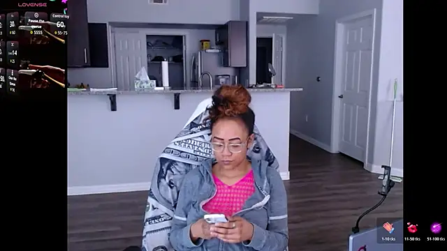 RylHoneyy online show from June 9, 2026, 7:36 pm