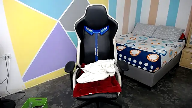 marysol83 online show from December 5, 2024, 5:26 am