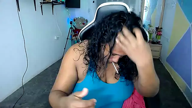 marysol83 online show from December 21, 2024, 12:53 am