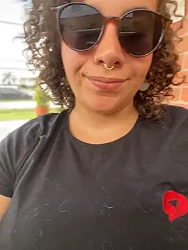 Emma Wish online show from March 31, 2026, 9:04 pm