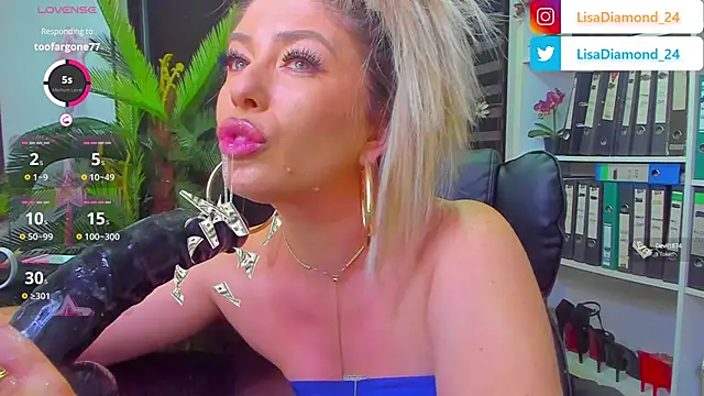 Snapshot of lisa2018 chatting on January 7, 2025, 3:14 am lisa2018 online show from January 7, 2025, 3:14 am