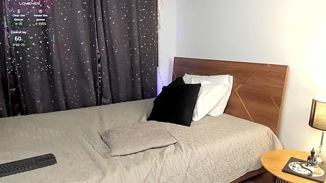 Amy art online show from September 24, 2025, 8:56 pm