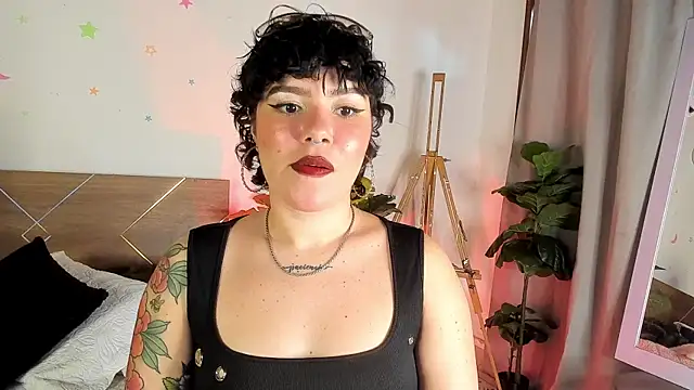 Amy art online show from June 10, 2026, 8:19 pm