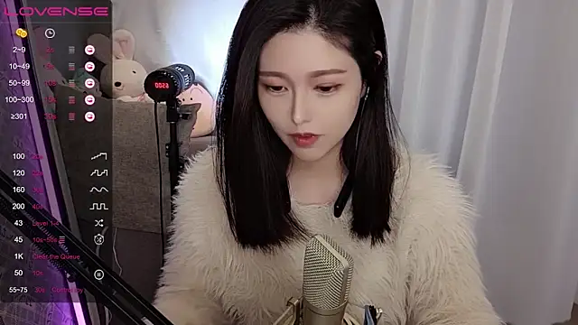 tw lala online show from December 9, 2024, 3:54 pm