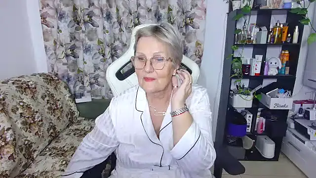 Selenna57 online show from February 25, 2025, 6:20 pm