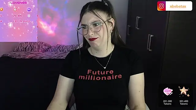 xxbbtaa online show from February 13, 2025, 4:54 am