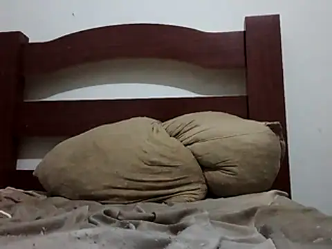 Faelpauzudo13 online show from April 13, 2026, 12:05 am