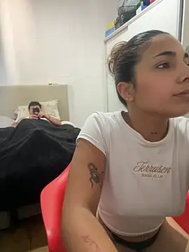 Snapshot of Athenabye chatting on November 15, 2025, 2:24 pm Athenabye online show from November 15, 2025, 2:24 pm