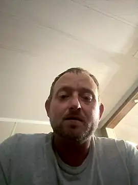 smokeymt420 online show from November 14, 2025, 4:55 am