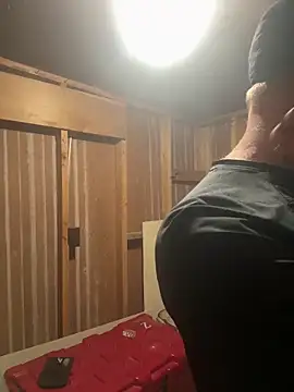 smokeymt420 online show from November 16, 2025, 3:01 am