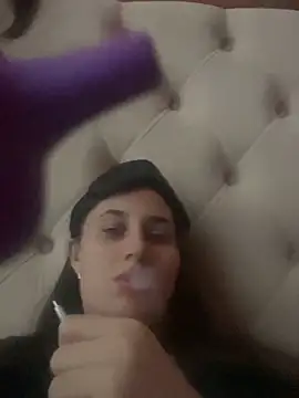 Flossy Vettie online show from November 9, 2025, 1:53 pm