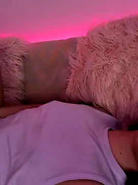 Snapshot of SamyJones9 chatting on October 5, 2025, 9:24 pm SamyJones9 online show from October 5, 2025, 9:24 pm