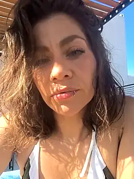 SamyJones9 online show from December 17, 2025, 8:04 pm