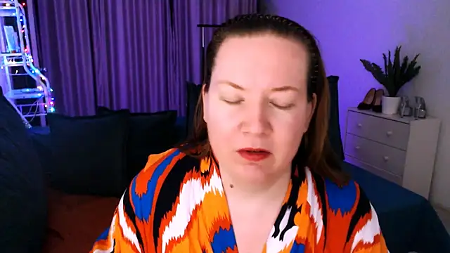 GoddessLara online show from January 7, 2025, 11:35 pm