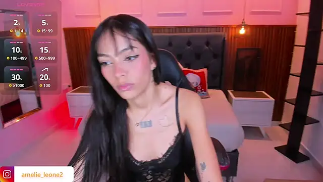 AMELIELEONE online show from November 21, 2025, 12:59 pm